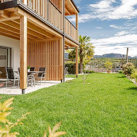 Praelatenhof Wine & Apartments Caldaro Exterior photo
